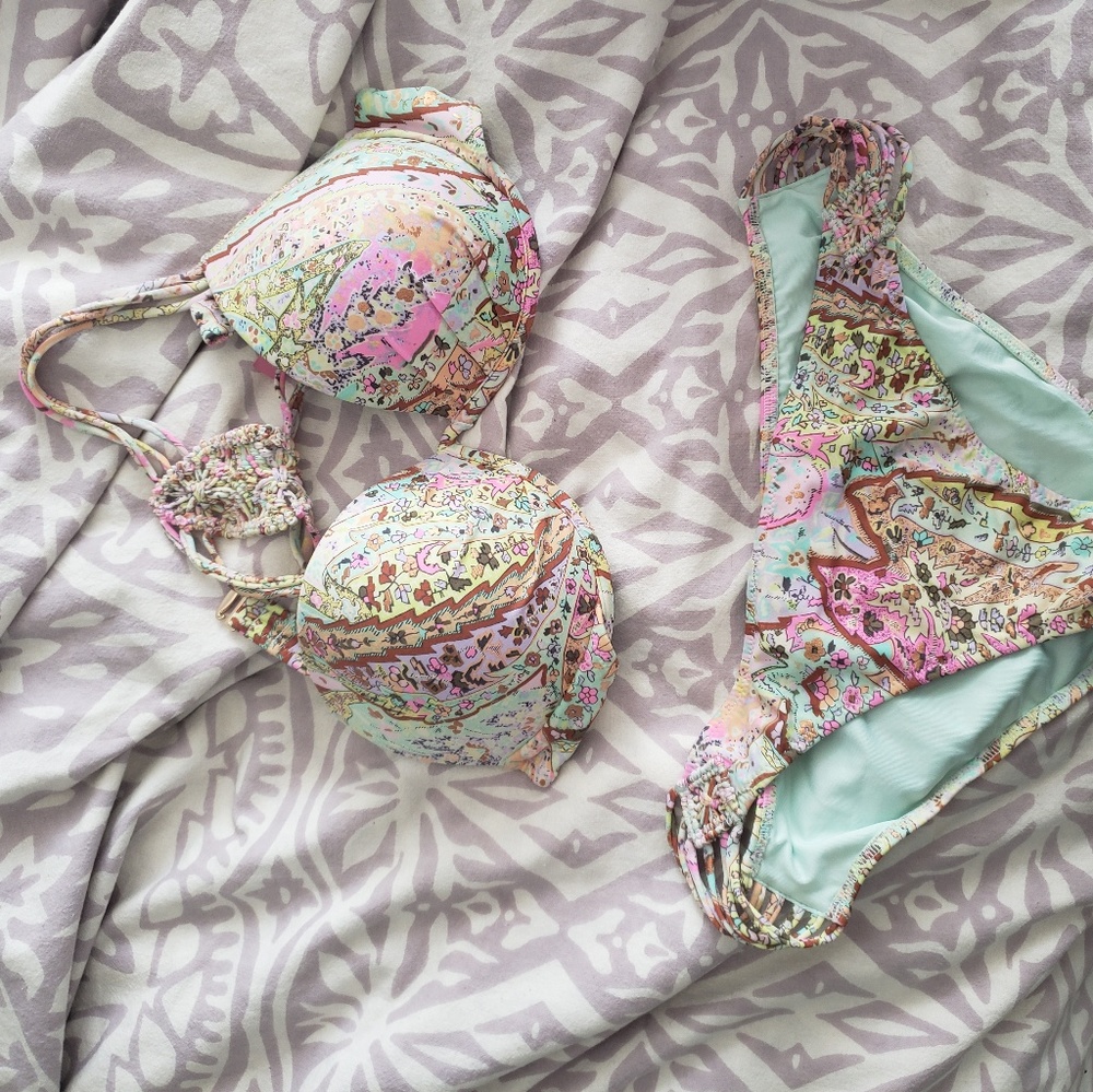 Victoria secret bikini set
